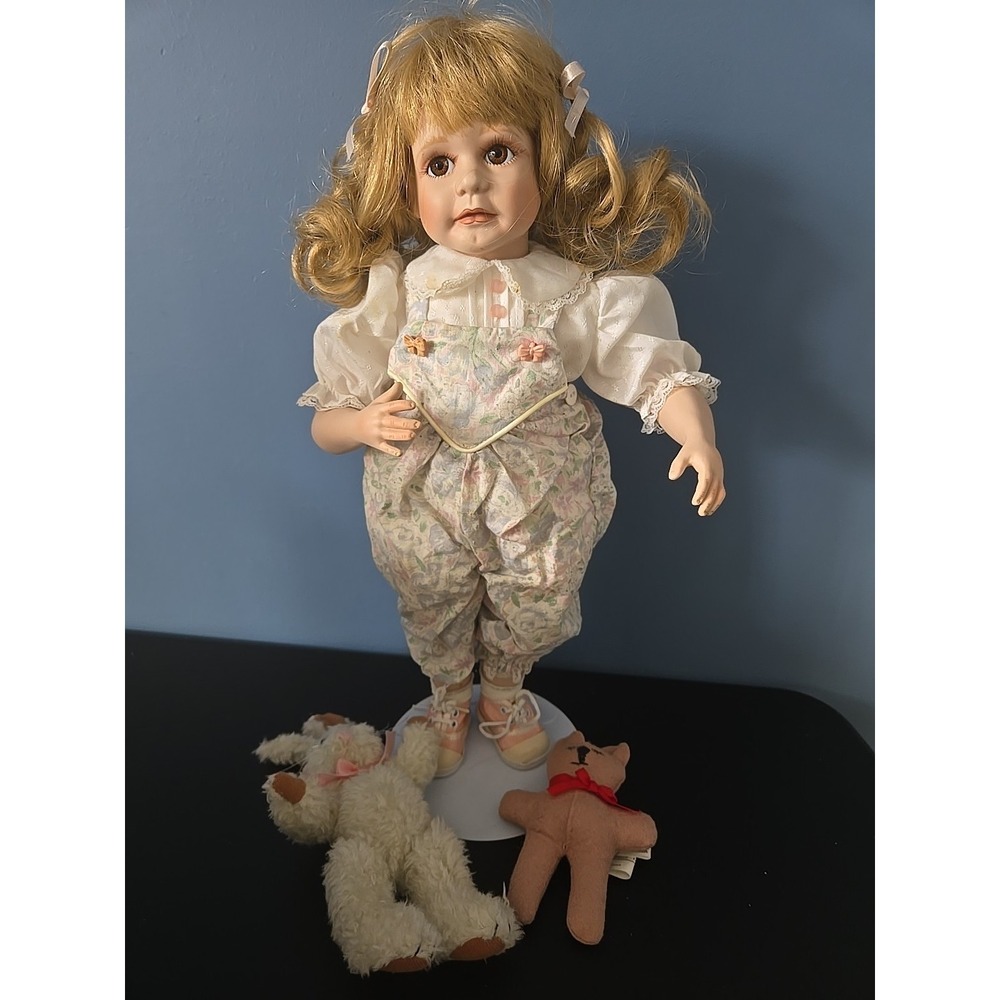 Vintage 1990's Hamilton Heritage Collection Jennifer Porcelain Doll 16" w/Stand